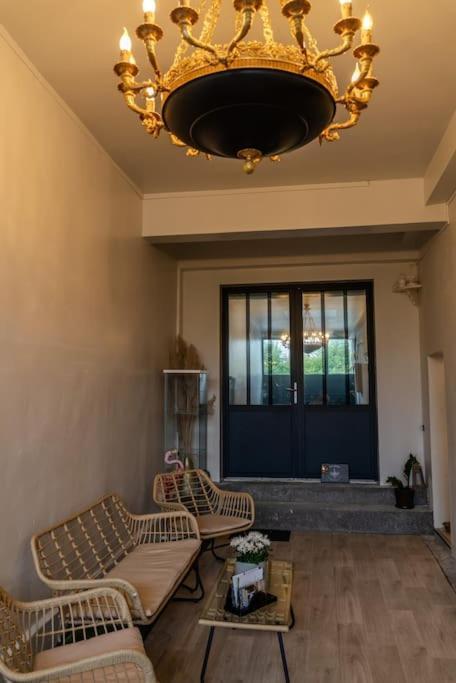 Le Cozy Reims -Escapade Raffinee Avec Spa Prive Bagian luar foto